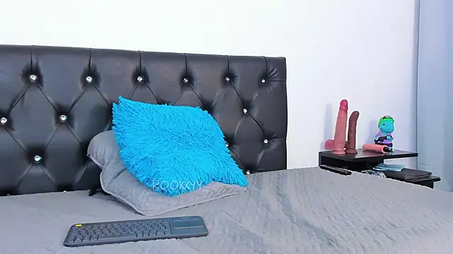 nyloncouple777's cam snapshot