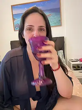 Lady_LauraRose's cam snapshot