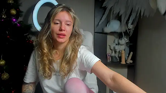 foxy_blond's cam snapshot