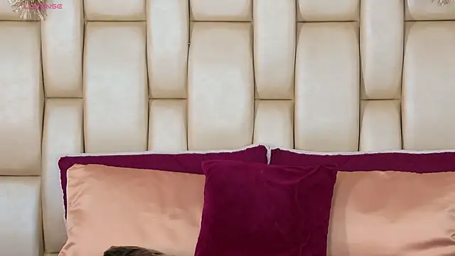 Alexa_Miss's cam snapshot