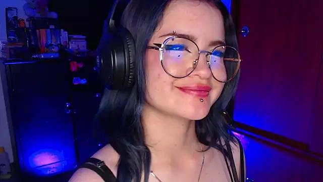 Raventh_'s cam snapshot