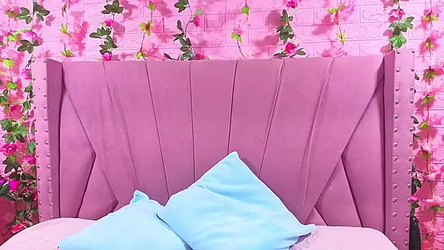 Alyy_Brown's cam snapshot