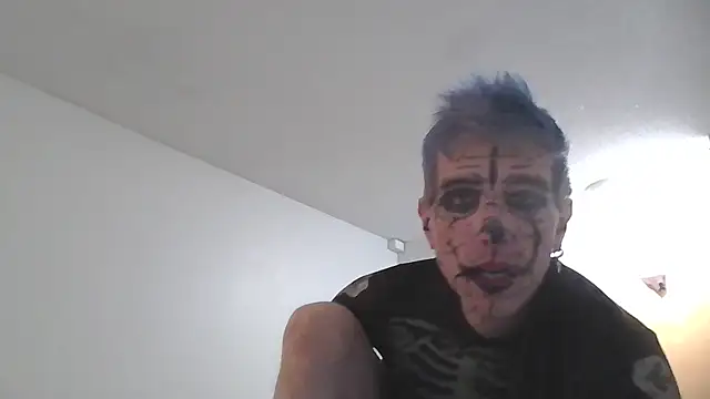 AskAveryAnything's cam snapshot