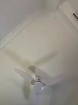 IamCrystal2's cam snapshot