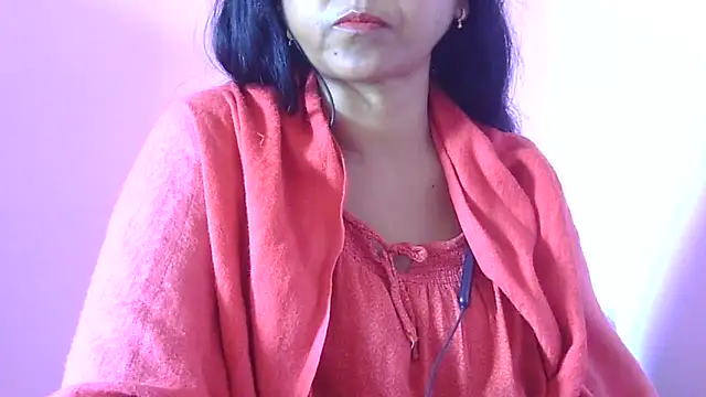 Pooja-suman's cam snapshot