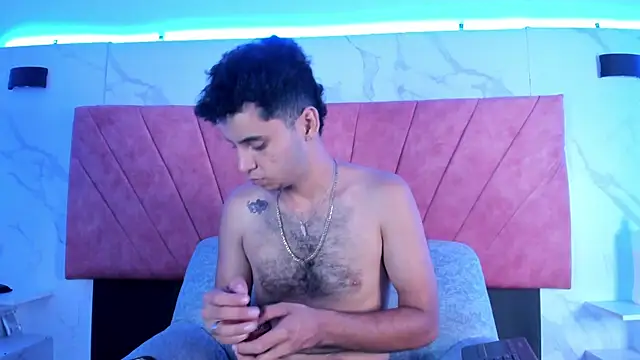 HellAndDante_'s cam snapshot