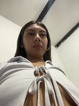 Sara-cooper2's cam snapshot