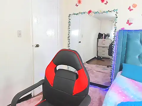 Aurora_sky9's cam snapshot