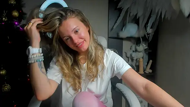 foxy_blond's cam snapshot