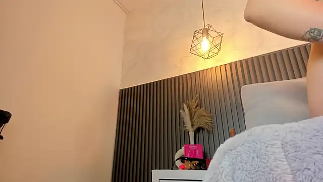 PAULETEJOHNSON's cam snapshot