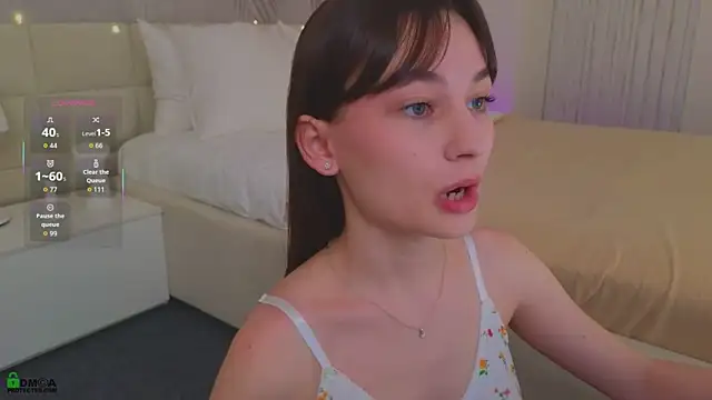 LolaPrise's cam snapshot