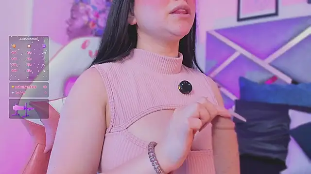 lucy_neil's cam snapshot