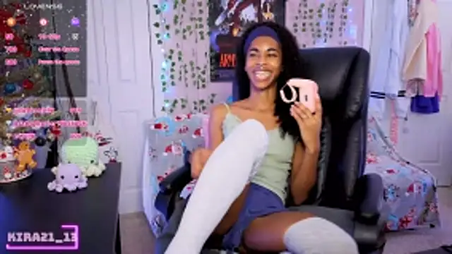 Kira21_13's cam snapshot