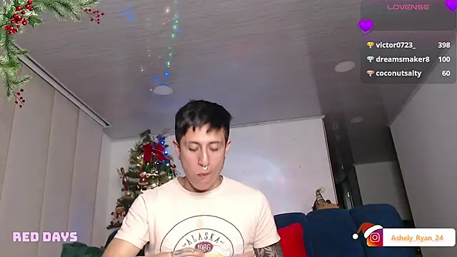 ashely_ryan24's cam snapshot