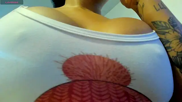 mis-violetha's cam snapshot