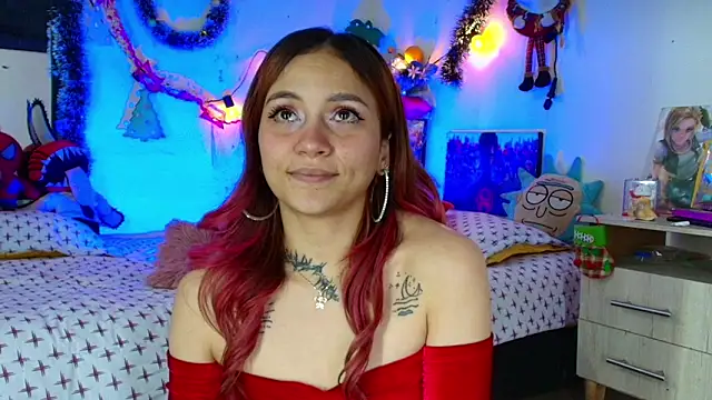 alisson_zafiro_'s cam snapshot