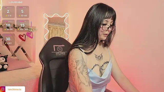 hina_tay's cam snapshot