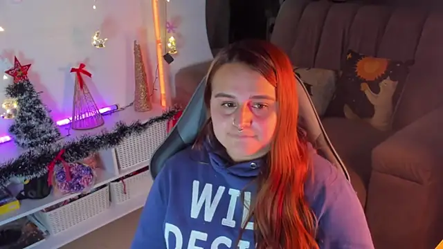 evy_orange1's cam snapshot