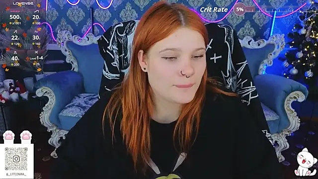 Clumsy_Nana's cam snapshot