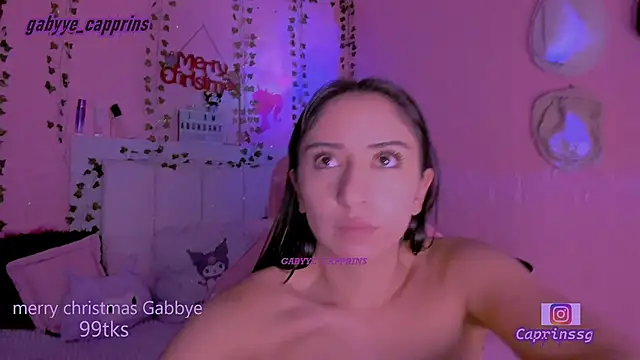 gabyye_capprins's cam snapshot