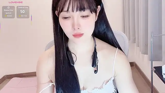 Insist6 live sex cam