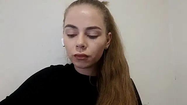 GinnyVanlaere live sex cam