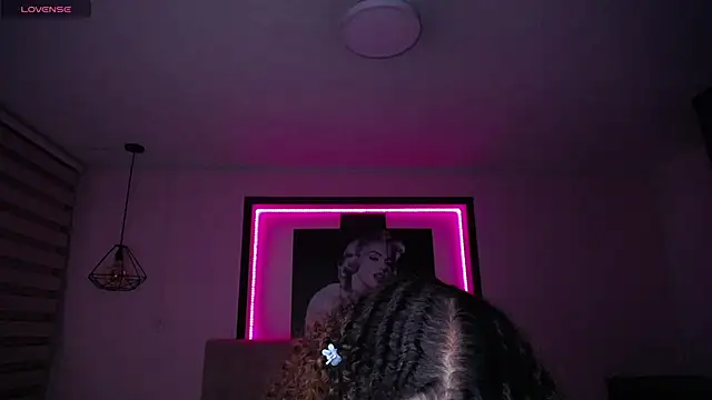 Kendall_fox_x's cam snapshot