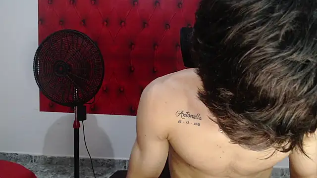 Bryant_Connor live sex cam