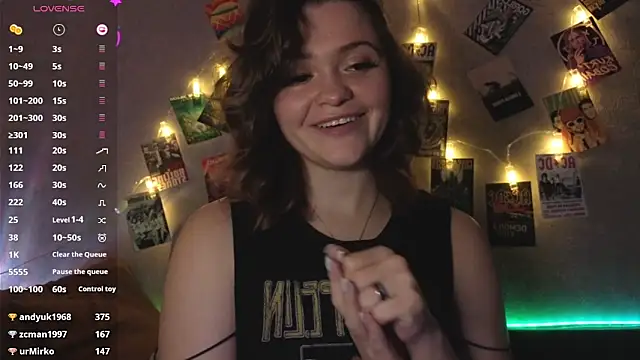 YummyTira live sex cam