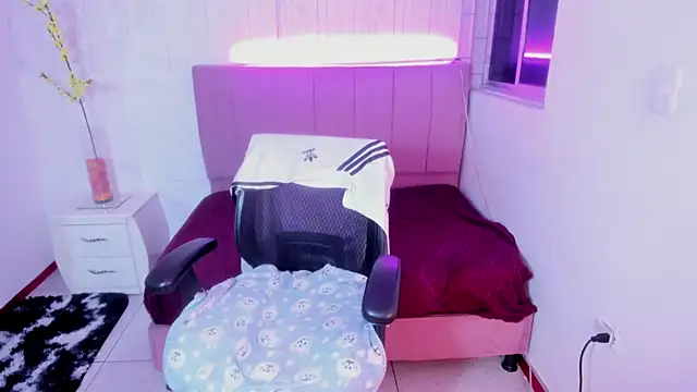 anna_moon11's cam snapshot