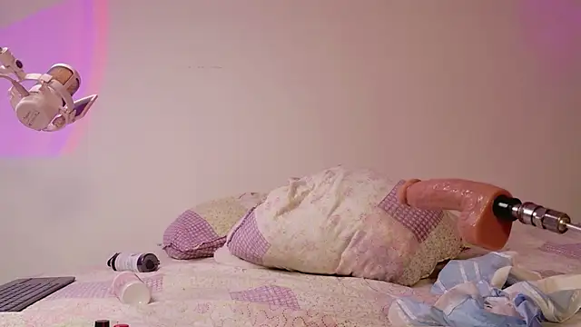 EmillieX's cam snapshot