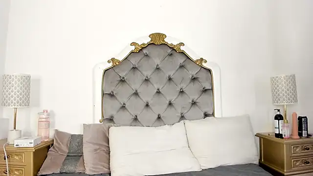 ashley_stone7's cam snapshot