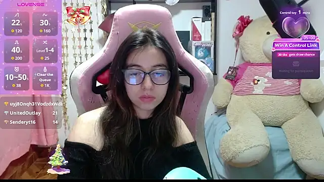 Maggie_Fox3's cam snapshot