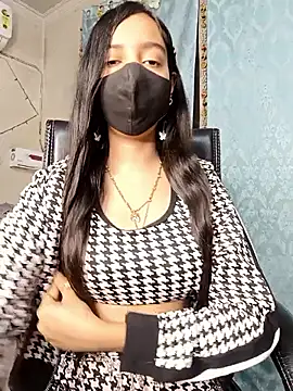 Parinaaz18 live sex cam