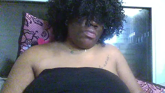 NYRIELLE's cam snapshot