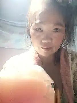 blonde_blg's cam snapshot