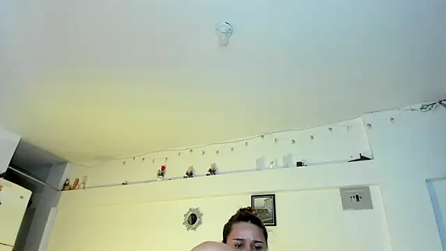 Sinthia_Collins's cam snapshot