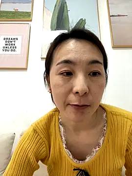 you-005's cam snapshot