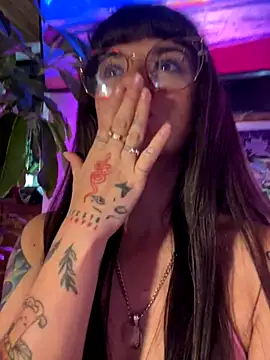 VioletaSubmissive live sex cam