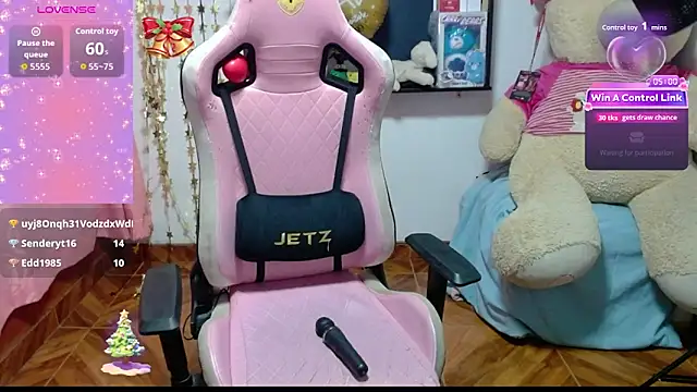 Maggie_Fox3's cam snapshot