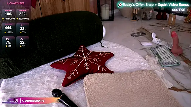 Serene_Sophiex live sex cam
