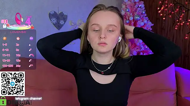 Rina_Panic's cam snapshot