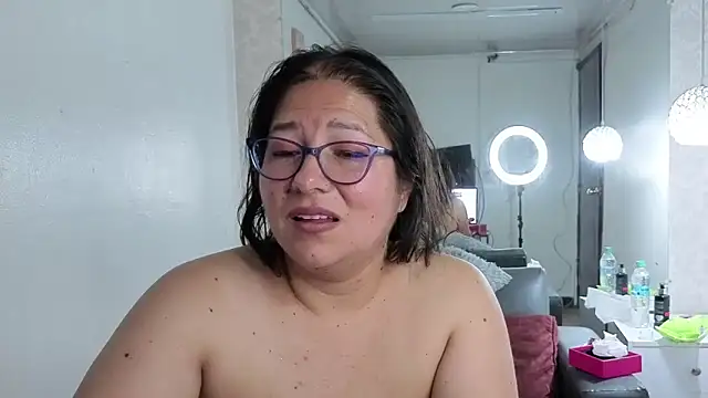 scarlett_widow_'s cam snapshot