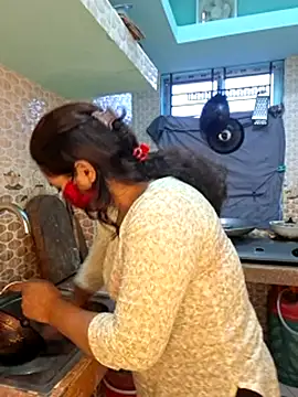 Bristy-'s cam snapshot