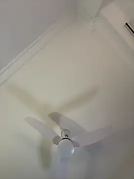 IamCrystal2 live sex cam