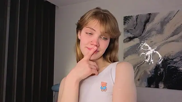 pienaple's cam snapshot