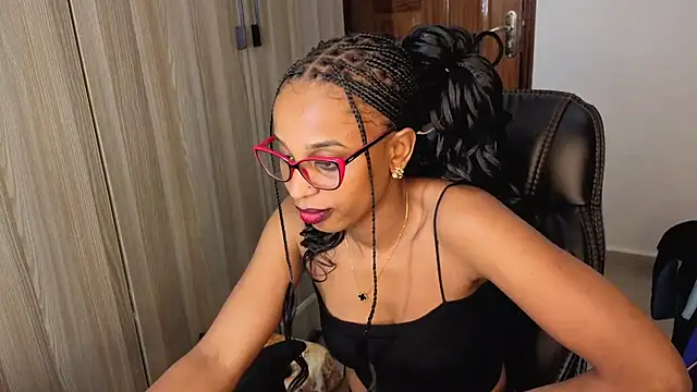 beauty_in_brown's cam snapshot