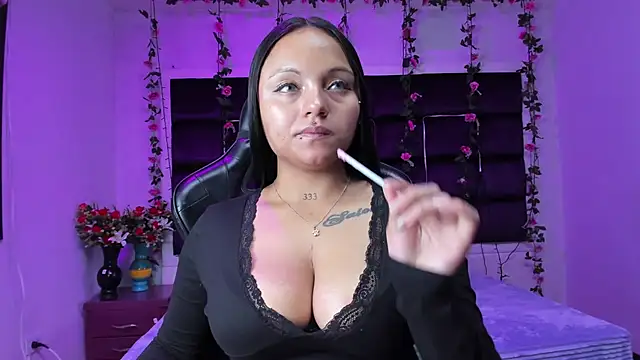 sweelanna__'s cam snapshot