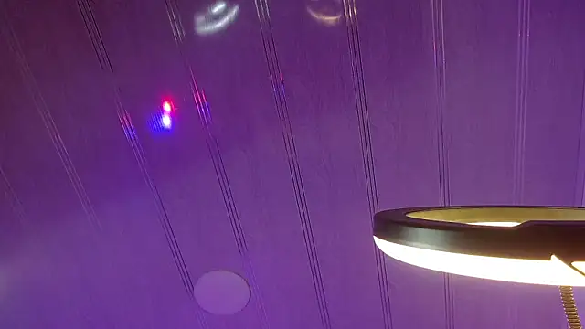 fluffy_peit16's cam snapshot