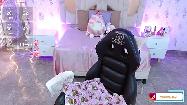 MARIANA_TAY1's cam snapshot